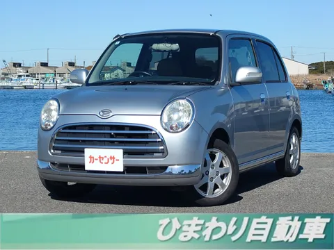 Daihatsu Mira Gino