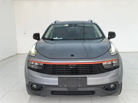 Lynk & Co 01