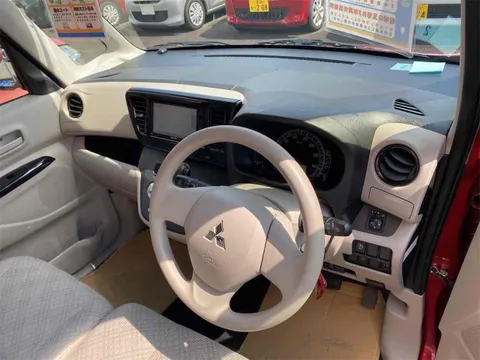 Mitsubishi eK Space