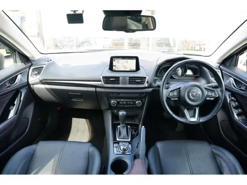 Mazda Mazda3 (Axela)