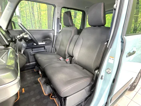Suzuki Spacia Gear