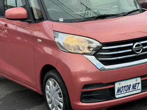 Nissan Dayz Roox