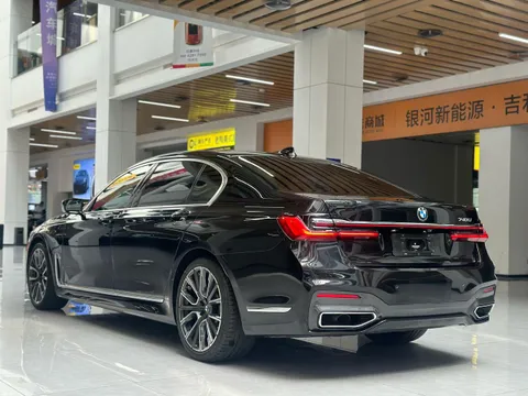 BMW 7-Series