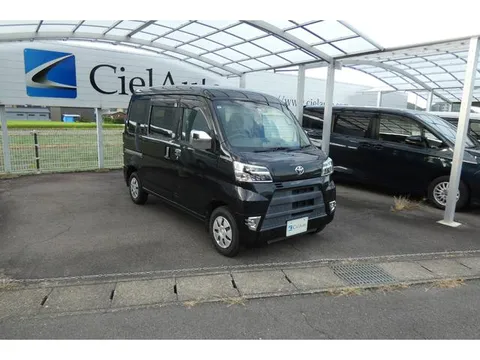 Toyota Pixis Van
