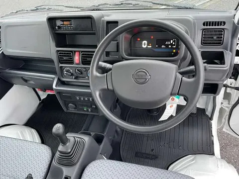 Nissan Clipper Truck
