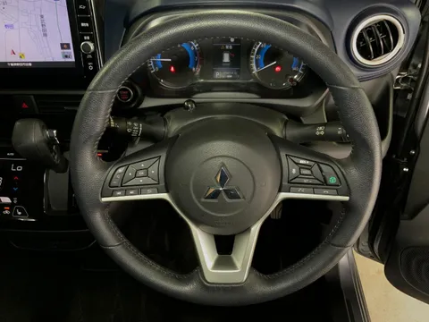 Mitsubishi eK X