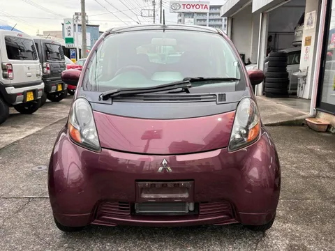 Mitsubishi I