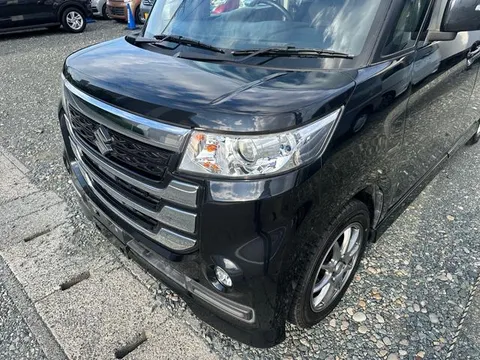 Suzuki Spacia Custom Z