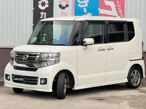 Honda N-BOX Custom
