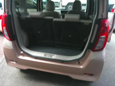 Mitsubishi eK Space