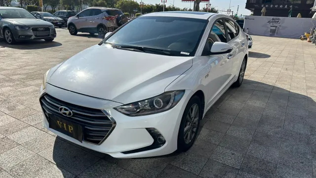 Hyundai Elantra (Avante)