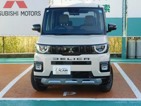 Mitsubishi Delica Mini