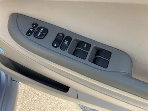 Subaru R2