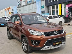 BAIC Senova X35