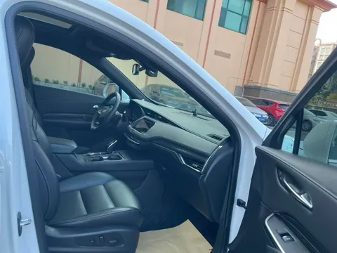 Cadillac XT4