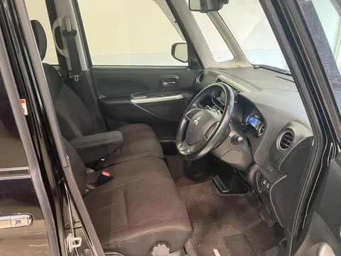 Mitsubishi eK Space Custom