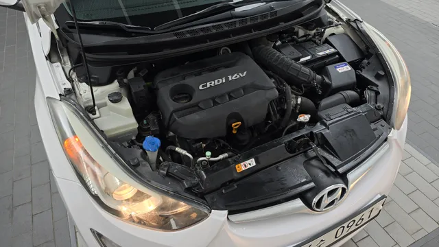 Hyundai Elantra (Avante)