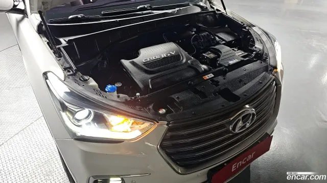 Hyundai Grand Santa Fe (Maxcruz)
