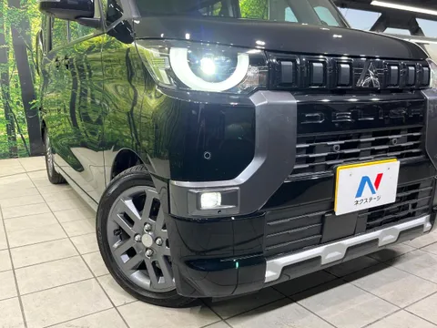 Mitsubishi Delica Mini