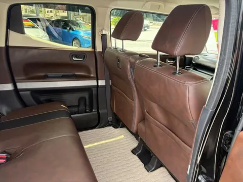 Honda N-BOX Slash