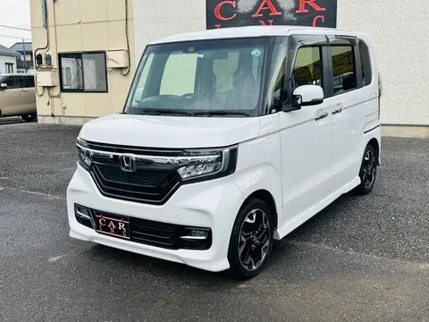 Honda N-BOX Custom