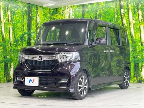 Honda N-BOX Custom