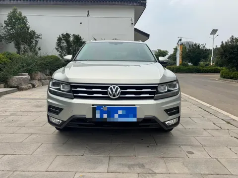 Volkswagen Tiguan L
