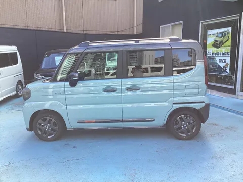 Suzuki Spacia Gear