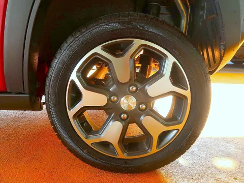 Mazda Flair Crossover