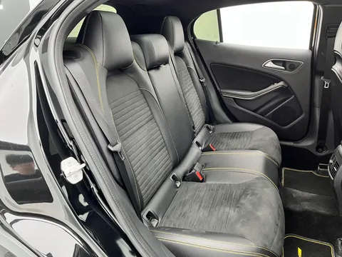 Mercedes-Benz Mercedes-Benz GLA