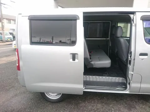 Toyota TownAce Van