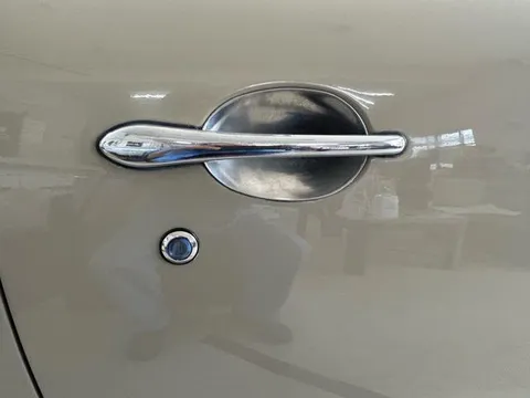 Nissan Figaro