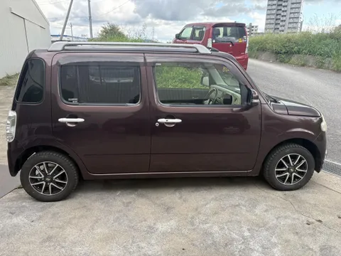 Daihatsu Mira Cocoa