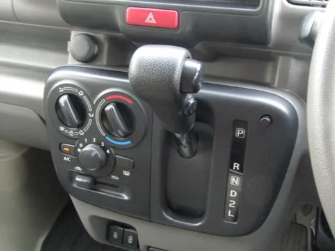 Nissan Clipper