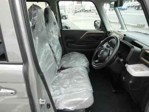 Suzuki Spacia