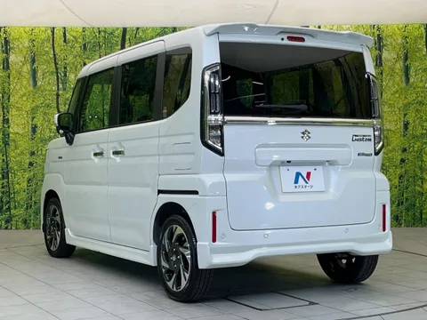 Suzuki Spacia Custom