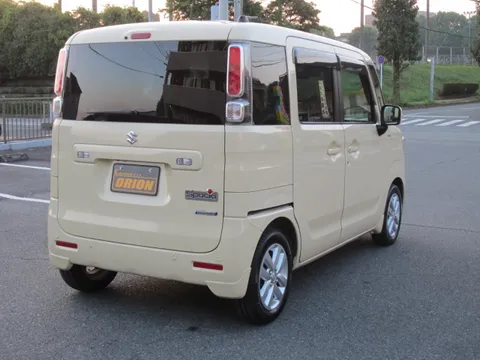 Suzuki Spacia