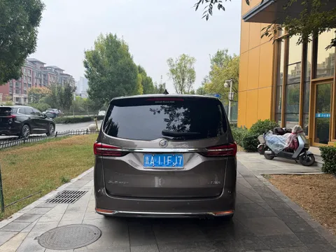 Buick GL8