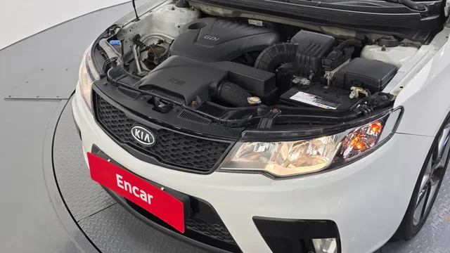 Kia Cerato (Forte)