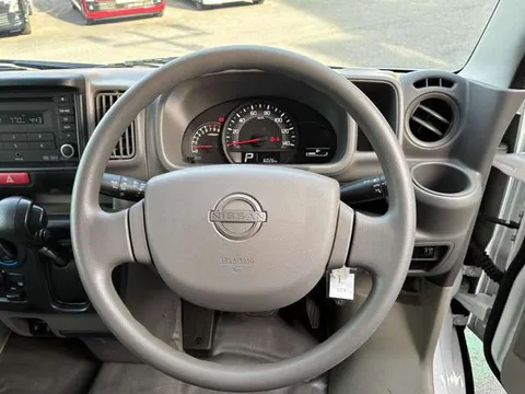 Nissan Clipper