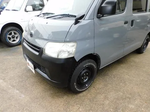 Toyota TownAce Van