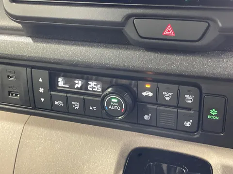 Honda N-BOX Joy
