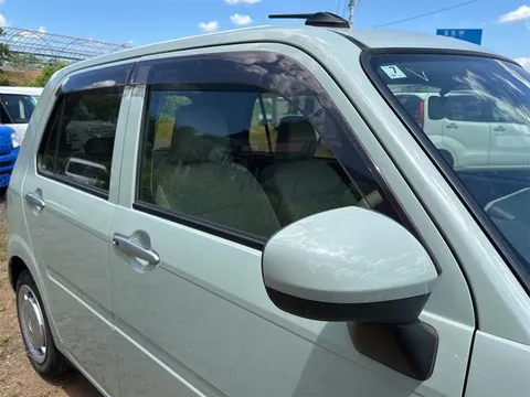 Daihatsu Mira Tocot