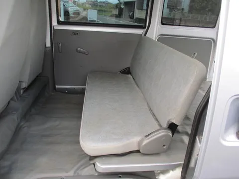 Mitsubishi Minicab Van