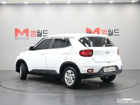 Hyundai Venue