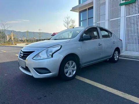 Nissan Sunny