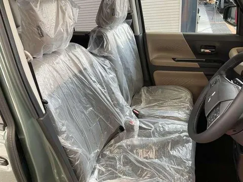 Mitsubishi Delica Mini