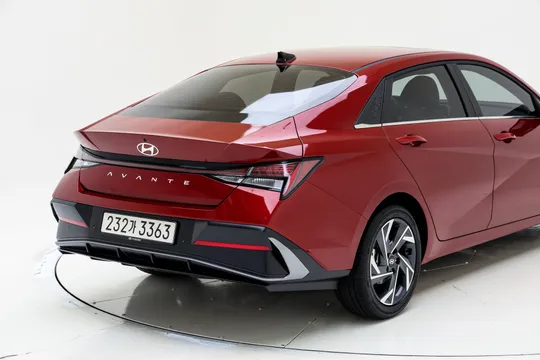 Hyundai Elantra (Avante)