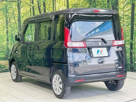 Suzuki Spacia