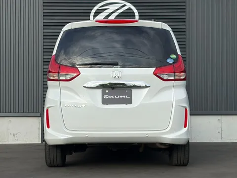 Honda Freed Plus